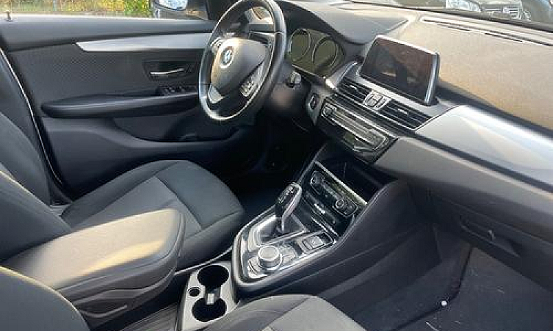 Bmw 2Er Active Toure...