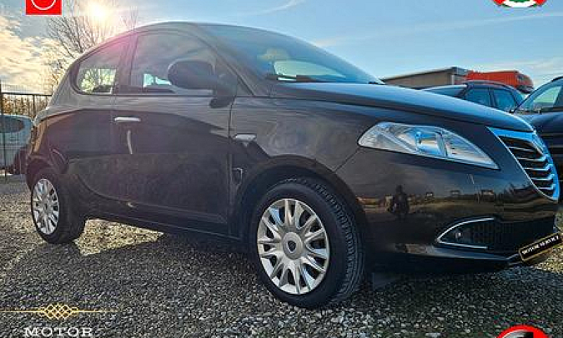 Lancia Ypsilon 1.2 6...