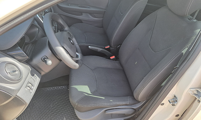 Renault Clio 1.5 Dci...