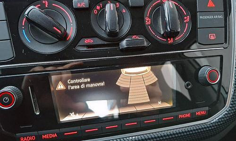 Volkswagen - Up - 1....