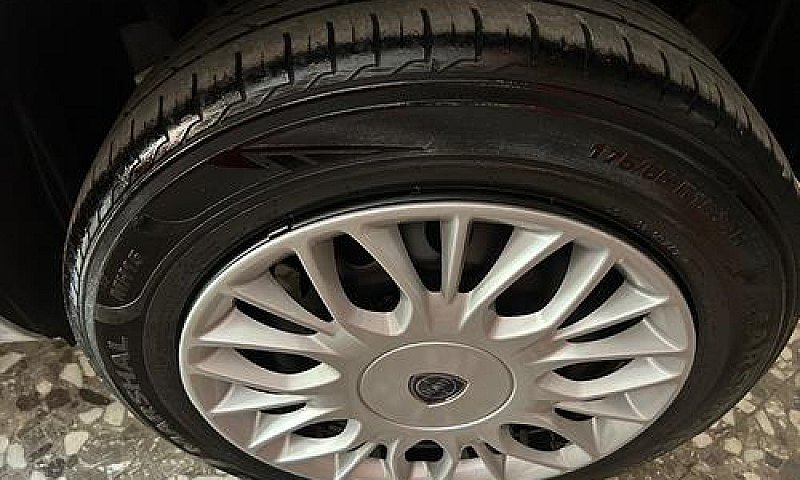 Lancia Ypsilon 0.9 B...