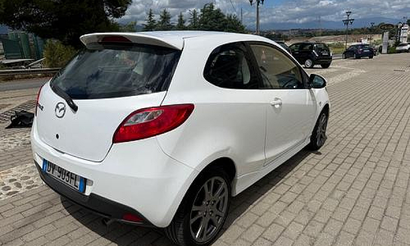 Mazda2 1.3 16V 86Cv ...