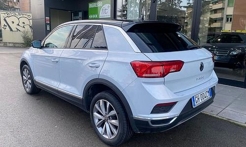 Volkswagen T-Roc 2.0...