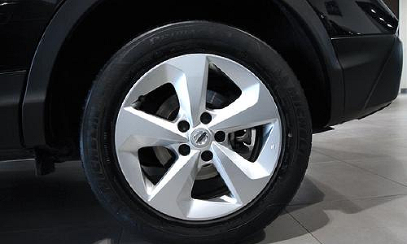 Nissan Qashqai 1.5 1...