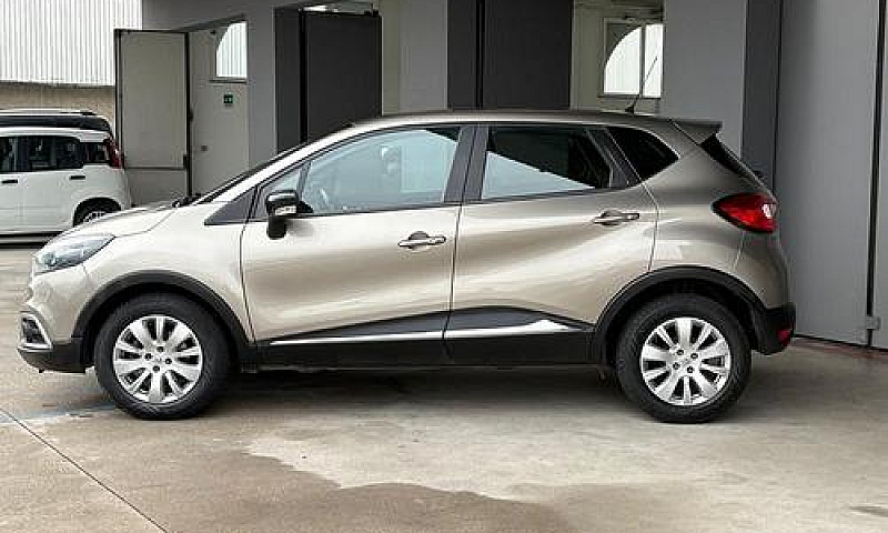Renault Captur 1.5 D...