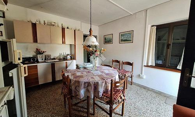 5 Locali A San Pietr...