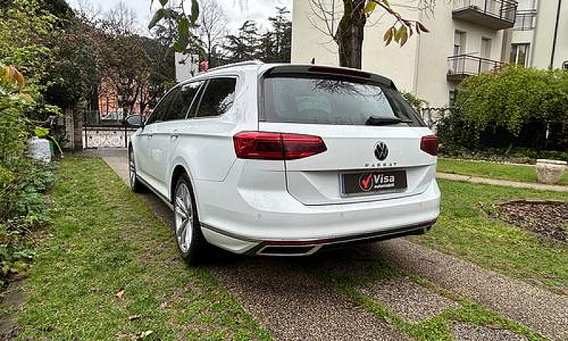 Volkswagen Passat #B...