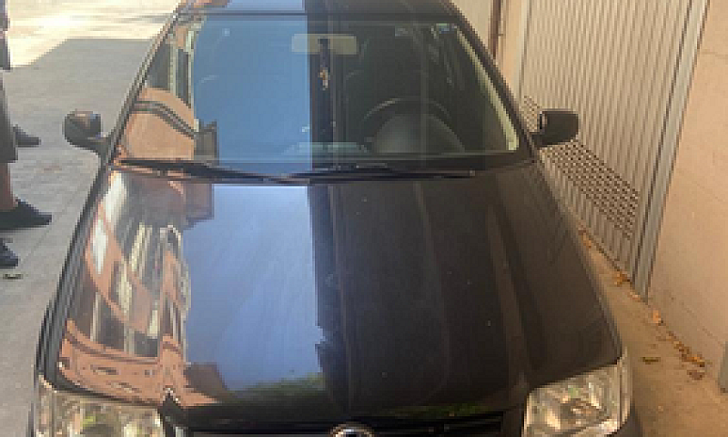2000 Volkswagen...