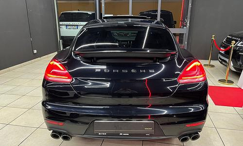 Porsche Panamera 3.0...