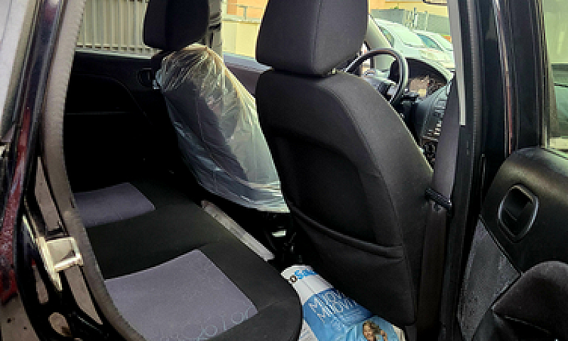 Ford Fiesta 1.2 Gpl-...