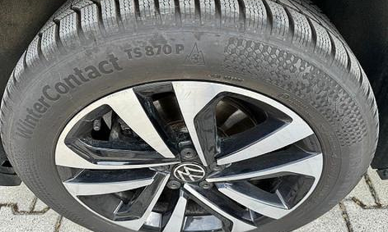 Volkswagen T-Roc 1.6...