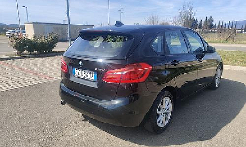 Bmw 218 D Active Tou...