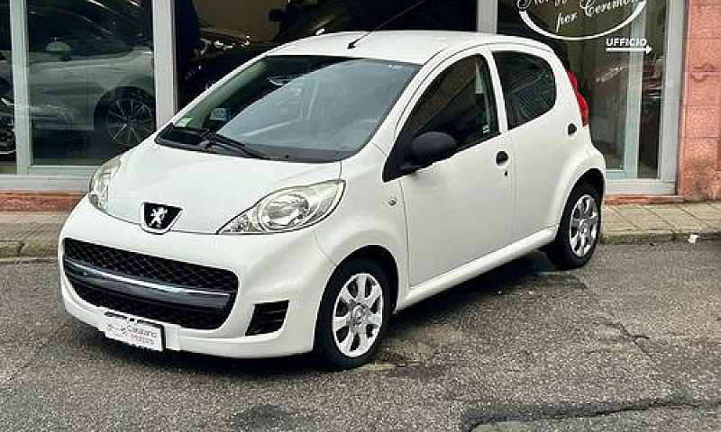 Peugeot 107 1.0 68Cv...