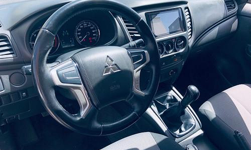 Mitsubishi L200 2.3 ...
