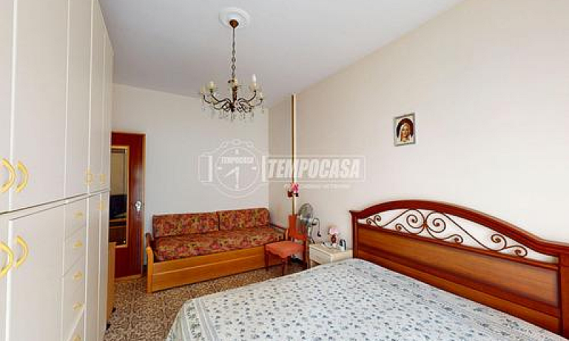 Bilocale Con Posto A...