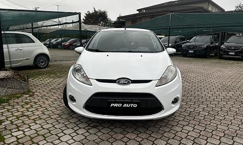 Ford Fiesta 1.4 Tdci...