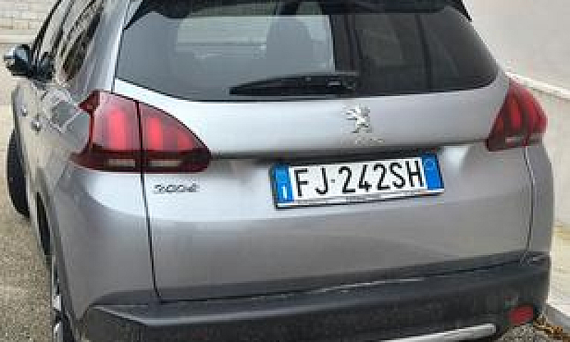 Peugeot 2008...