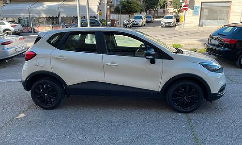 Renault Captur 1.5 D...