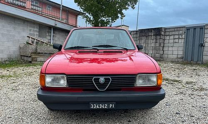 Alfa Romeo Alfasud 1...
