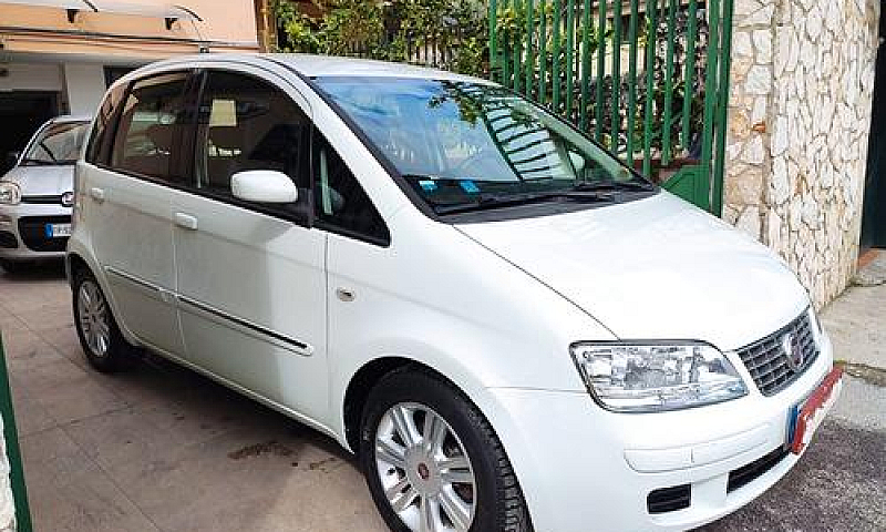 Fiat Idea 1.4 Blackl...
