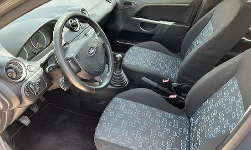 Ford Fiesta 1.4 Tdci...
