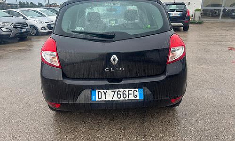 Renault Clio 1.2 5 P...