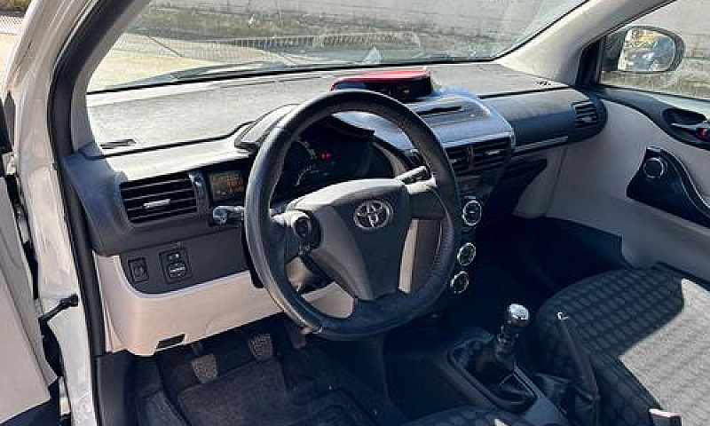 Toyota Iq 1.0 Cvt Lo...