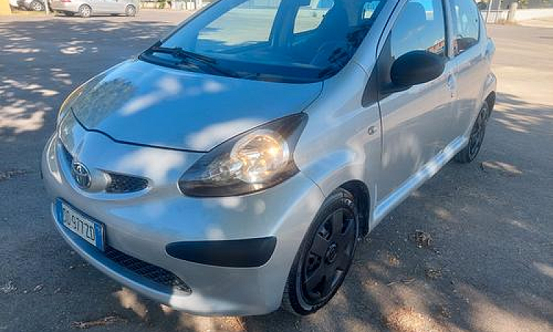 Toyota Aygo 1ª Serie...