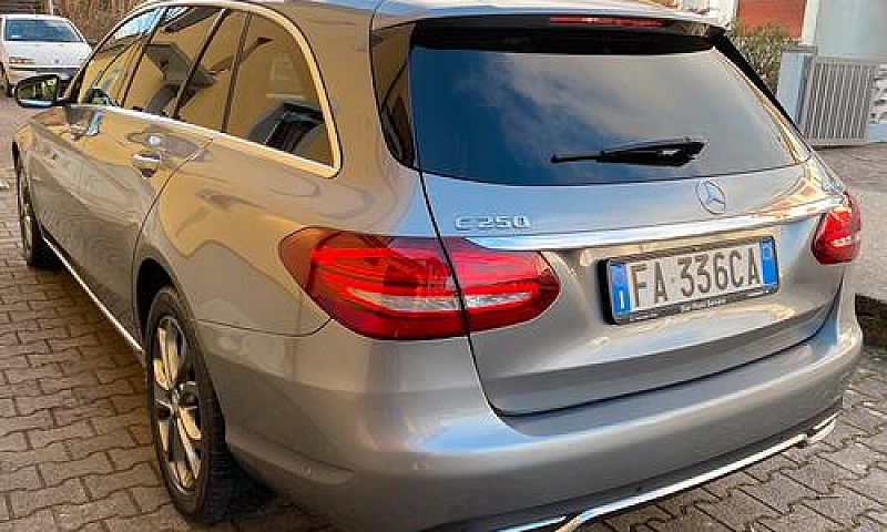 Mercedes C 250 4Mati...