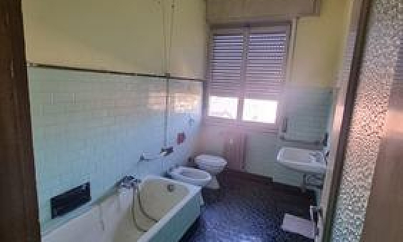Trilocale Con Box E ...