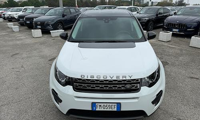 Land Rover Discovery...