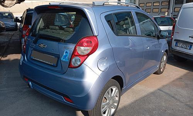 Chevrolet Spark 1.0 ...