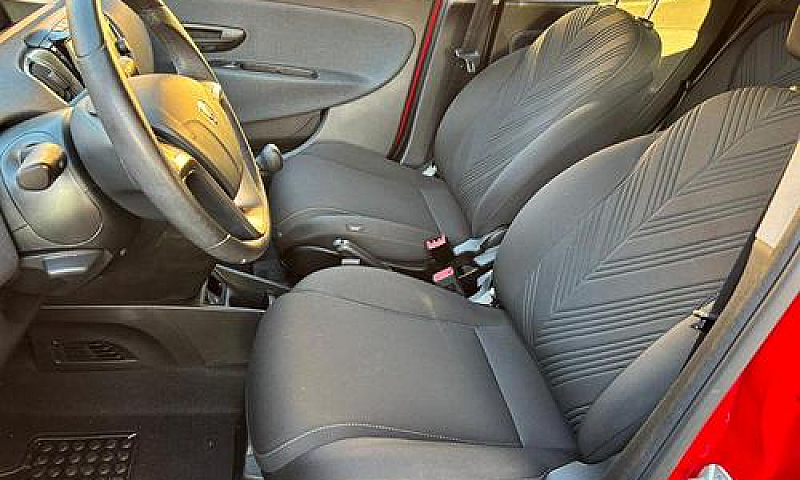 Lancia Ypsilon 1.0 F...
