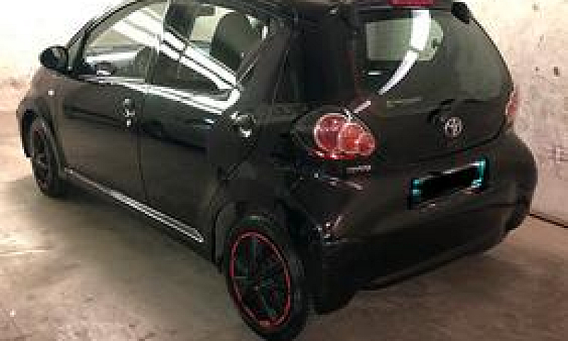 Toyota Aygo 2010...