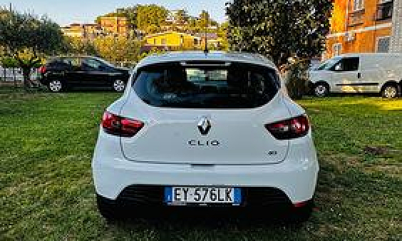 Renault Clio 1.5 Dci...