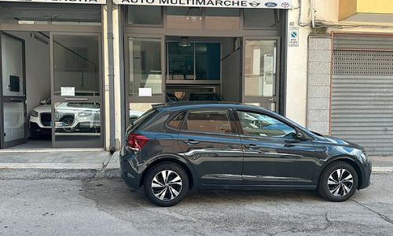 Volkswagen Polo 1.0 ...