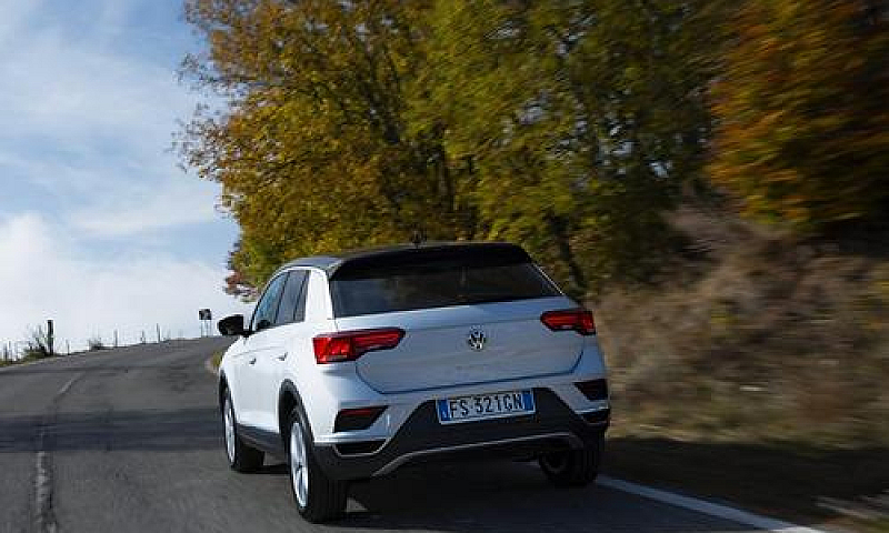 Volkswagen T-Roc 1.0...