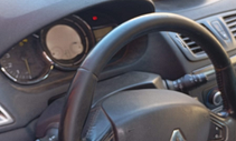 Renault Megane Incid...