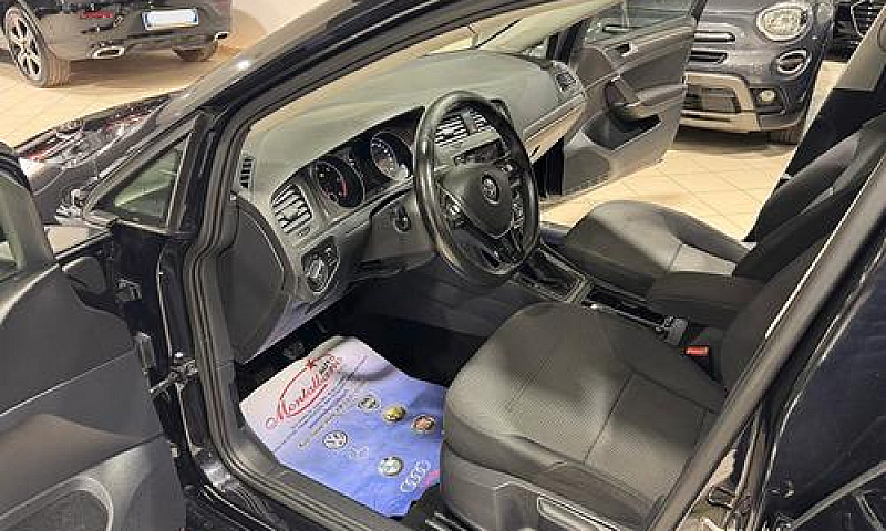 Volkswagen Golf 1.6 ...