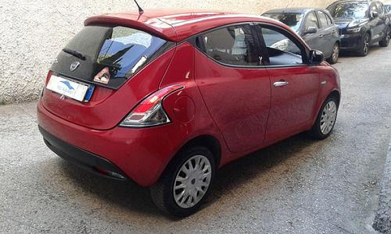 Lancia - Ypsilon - 0...