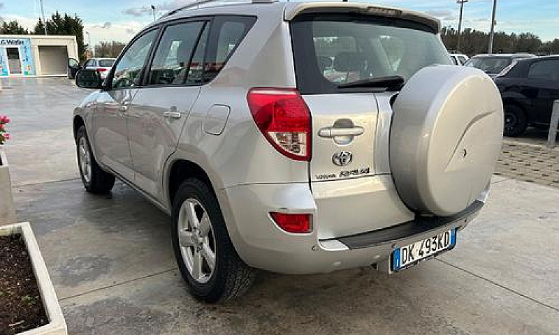 Toyota Rav4 Crossove...