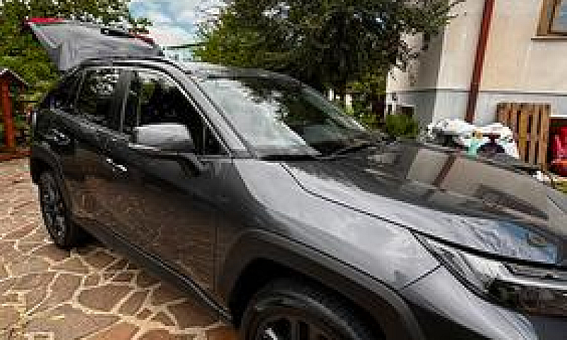 Toyota Rav4...