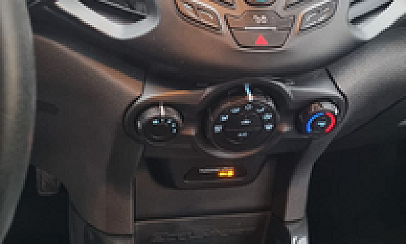 Ford Ecosport Anno 3...