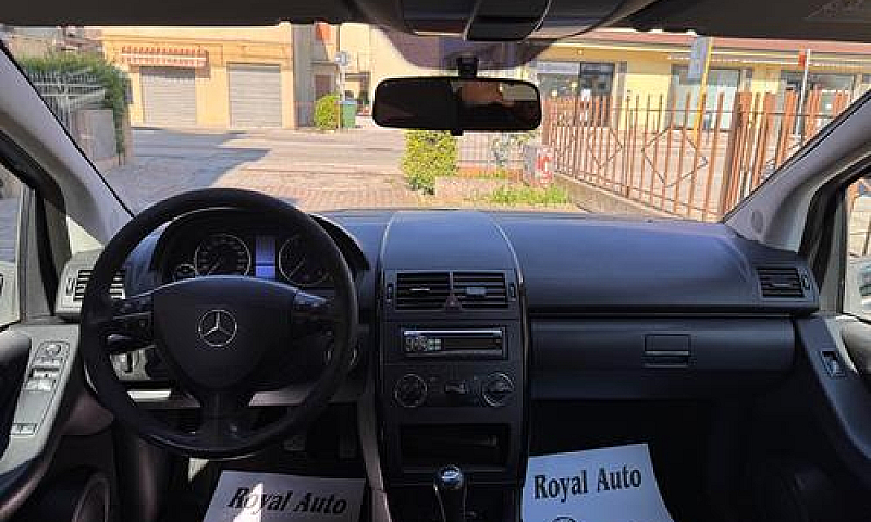 Mercedes-Benz A 180 ...
