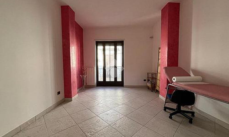 4 Locali A Santeramo...