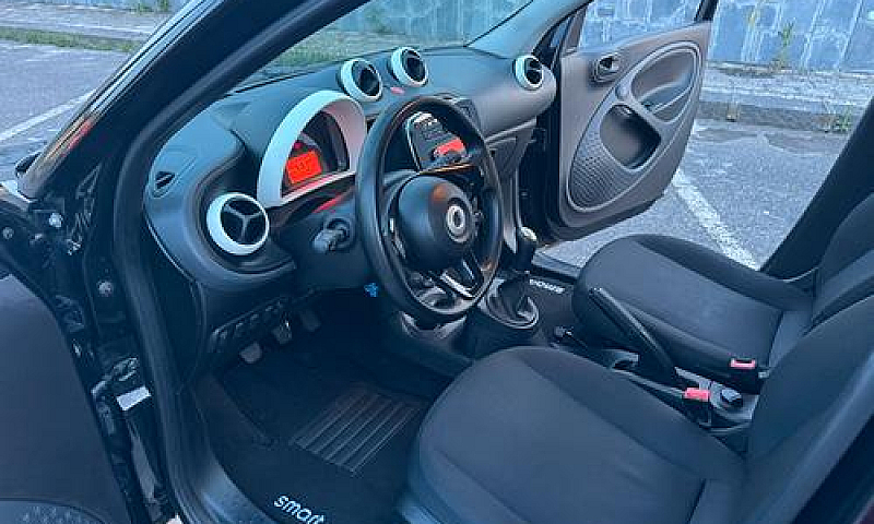 Smart Forfour 453...