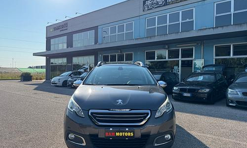 Peugeot 2008 1.6 E-H...