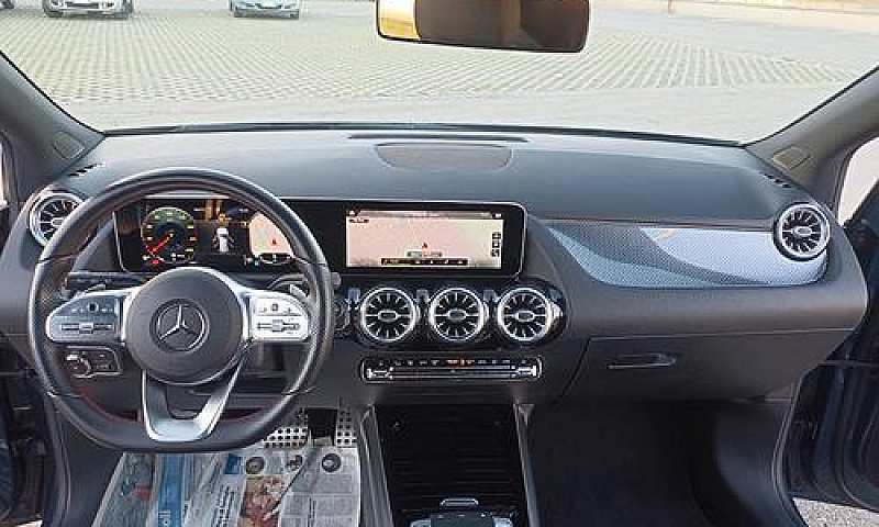 Mercedes-Benz B 180 ...