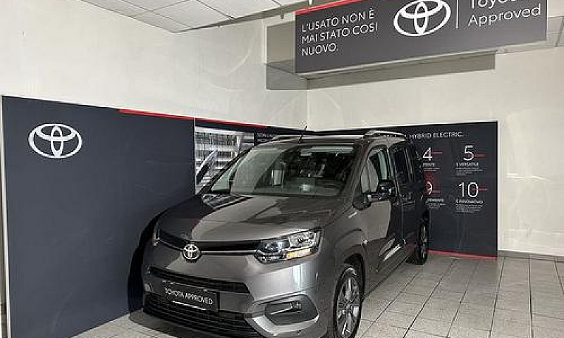 Toyota Proace City V...