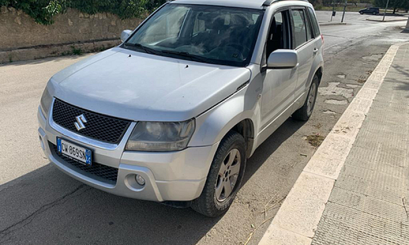 Suzuki Gran Vitara 1...